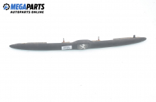 Boot lid moulding for Peugeot 206 1.9 D, 69 hp, hatchback, 5 doors, 1999, position: rear