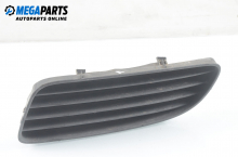 Bumper grill for Toyota Corolla (E120; E130) 1.4, 97 hp, hatchback, 2001, position: front