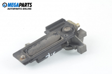 External boot lid handle for Mercedes-Benz C-Class 202 (W/S) 2.2 TD, 95 hp, station wagon, 1998, position: rear External boot lid handle for Mercedes-Benz C-Class 202 (W/S) 2.2 TD, 95 hp, station wagon, 1998, position: rear