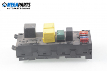 Fuse box for Mercedes-Benz CLK-Class 208 (C/A) 2.3 Kompressor, 193 hp, coupe, 1997