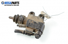 Clutch slave cylinder for Nissan Almera Tino 2.2 dCi, 115 hp, minivan, 2001 Clutch slave cylinder for Nissan Almera Tino 2.2 dCi, 115 hp, minivan, 2001