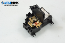 Positive battery terminal for Volkswagen Phaeton 5.0 TDI 4motion, 313 hp, sedan automatic, 2004 Positive battery terminal for Volkswagen Phaeton 5.0 TDI 4motion, 313 hp, sedan automatic, 2004