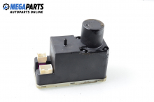 Central lock vacuum pump for Audi A8 (D2) 2.8, 174 hp, sedan automatic, 1995 Central lock vacuum pump for Audi A8 (D2) 2.8, 174 hp, sedan automatic, 1995