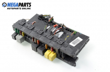 Fuse box for Mercedes-Benz CLK-Class 209 (C/A) 2.7 CDI, 170 hp, coupe automatic, 2004 Fuse box for Mercedes-Benz CLK-Class 209 (C/A) 2.7 CDI, 170 hp, coupe automatic, 2004