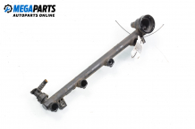 Fuel rail for Renault Megane Scenic 1.6 16V, 107 hp, minivan, 1999 Fuel rail for Renault Megane Scenic 1.6 16V, 107 hp, minivan, 1999