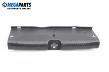 Boot lid plastic cover for Hyundai Getz 1.5 CRDi, 82 hp, hatchback, 2005, position: rear Boot lid plastic cover for Hyundai Getz 1.5 CRDi, 82 hp, hatchback, 2005, position: rear