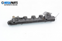 Fuel rail for Toyota Corolla (E120; E130) 2.0 D-4D, 110 hp, hatchback, 2002 Fuel rail for Toyota Corolla (E120; E130) 2.0 D-4D, 110 hp, hatchback, 2002