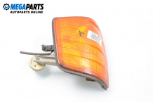Blinker for Mercedes-Benz 190 (W201) 2.0, 122 hp, sedan, 1989, position: right Blinker for Mercedes-Benz 190 (W201) 2.0, 122 hp, sedan, 1989, position: right