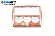 Central console for Opel Vectra B 2.0 16V, 136 hp, hatchback automatic, 1996 Central console for Opel Vectra B 2.0 16V, 136 hp, hatchback automatic, 1996