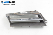 Grill for Alfa Romeo 156 1.8 16V T.Spark, 144 hp, sedan, 2000, position: right Grill for Alfa Romeo 156 1.8 16V T.Spark, 144 hp, sedan, 2000, position: right