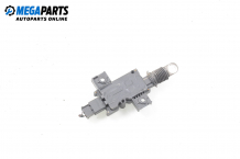Door lock actuator for Chrysler Voyager 2.5 TD, 116 hp, minivan, 2000, position: rear Door lock actuator for Chrysler Voyager 2.5 TD, 116 hp, minivan, 2000, position: rear
