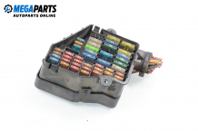Fuse box for Audi A4 (B5) 2.5 TDI Quattro, 150 hp, station wagon automatic, 2000 Fuse box for Audi A4 (B5) 2.5 TDI Quattro, 150 hp, station wagon automatic, 2000
