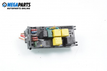 Fuse box for Mercedes-Benz E-Class 210 (W/S) 3.2, 224 hp, station wagon automatic, 1998 Fuse box for Mercedes-Benz E-Class 210 (W/S) 3.2, 224 hp, station wagon automatic, 1998