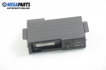 CD changer for Renault Megane II 1.5 dCi, 86 hp, station wagon, 2007 № 82 00 002 656A