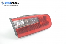 Inner tail light for Renault Laguna II (X74) 1.9 dCi, 120 hp, hatchback, 2001, position: left Inner tail light for Renault Laguna II (X74) 1.9 dCi, 120 hp, hatchback, 2001, position: left