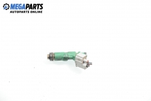 Gasoline fuel injector for Toyota Yaris 1.3 16V, 86 hp, 5 doors automatic, 2002