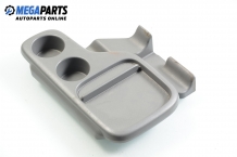 Углубление под стаканы for Honda CR-V I (RD1–RD3) 2.0 16V 4WD, 147 hp, 5 вр., 2001
