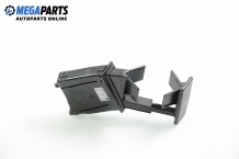 Углубление под стакан for Volkswagen Polo (9N/9N3) 1.2, 54 hp, 3 вр., 2005