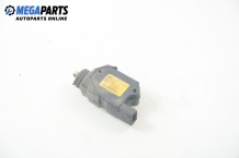 Door lock actuator for Daewoo Espero 1.8, 95 hp, 1997 Door lock actuator for Daewoo Espero 1.8, 95 hp, 1997
