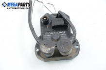 Ignition commutator for Mercedes-Benz 124 (W/S/C/A/V) 2.3, 132 hp, sedan automatic, 1990