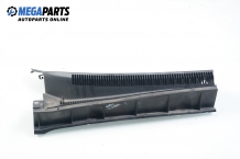 Windshield wiper cover cowl for Toyota Yaris Verso 1.3, 86 hp, 2002, position: right Windshield wiper cover cowl for Toyota Yaris Verso 1.3, 86 hp, 2002, position: right