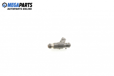 Gasoline fuel injector for Volkswagen Polo (6N/6N2) 1.4, 60 hp, station wagon, 5 doors, 1998