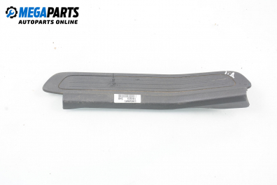 Interior plastic for Volvo S40/V40 1.9 TD, 90 hp, sedan, 5 doors, 1997, position: rear - right