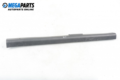 Material profilat interior for Hyundai Coupe 1.6 16V, 116 hp, coupe, 3 uși, 1999, position: dreaptă - fața