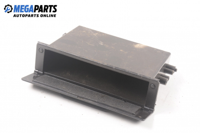 Interieur kunststoffbauteile for Mitsubishi Galant VII 2.0 24V V6, 150 hp, sedan, 5 türen, 1996, position: vorderseite