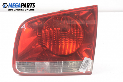 Inner tail light for Volkswagen Touareg 2.5 R5 TDI, 174 hp, suv, 2003, position: right