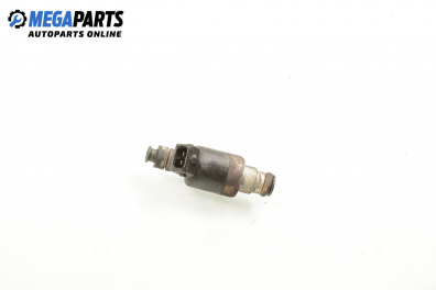 Gasoline fuel injector for Opel Astra F 1.4 Si, 82 hp, hatchback, 5 doors, 1994