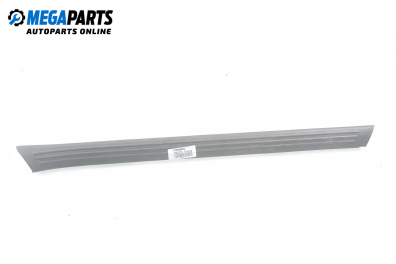 Interior plastic for Ford Focus I 1.8 TDCi, 115 hp, hatchback, 5 doors, 2001, position: front - right