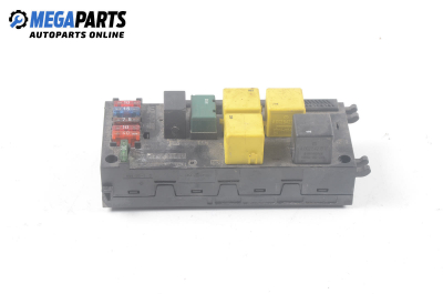 Fuse box for Mercedes-Benz CLK-Class 208 (C/A) 2.3 Kompressor, 193 hp, coupe, 3 doors automatic, 1998