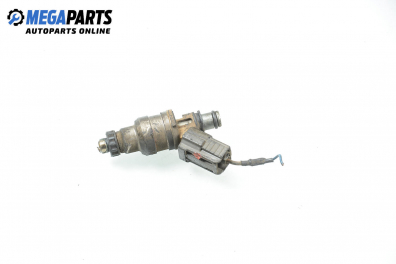 Benzineinspritzdüse for Mazda 323 (BA) 1.8 16V, 114 hp, hecktür, 5 türen, 1995