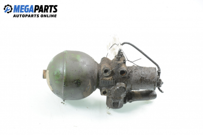 Distribuitor hidraulic for Citroen Xantia 1.9 D, 69 hp, hatchback, 5 uși, 1995