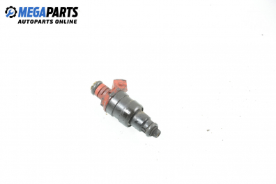 Duza benzină for Opel Vectra B 2.0 16V, 136 hp, combi, 5 uși, 1998