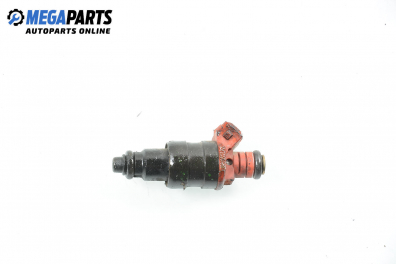 Duza benzină for Opel Vectra B 2.0 16V, 136 hp, combi, 5 uși, 1998