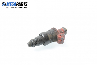 Duza benzină for Opel Vectra B 2.0 16V, 136 hp, combi, 5 uși, 1997