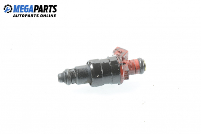 Duza benzină for Opel Vectra B 2.0 16V, 136 hp, combi, 5 uși, 1997