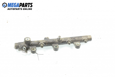 Fuel rail for Peugeot 206 2.0 HDi, 90 hp, station wagon, 5 doors, 2002