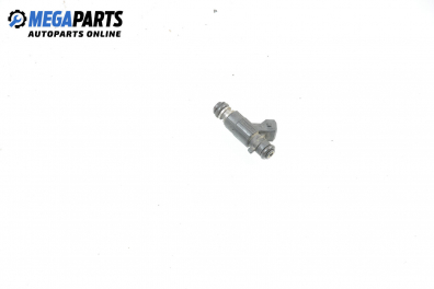 Duza benzină for Volkswagen Polo (6N/6N2) 1.0, 50 hp, hatchback, 5 uși, 1997