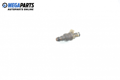 Gasoline fuel injector for BMW 5 (E34) 2.0, 129 hp, sedan, 5 doors, 1988