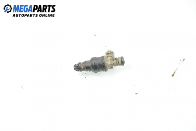 Benzineinspritzdüse for BMW 5 (E34) 2.0 24V, 150 hp, sedan, 5 türen automatic, 1991