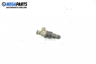 Benzineinspritzdüse for BMW 5 (E34) 2.0 24V, 150 hp, sedan, 5 türen automatic, 1991
