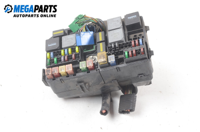 Fuse box for Ford Mondeo Mk III 2.0 16V TDCi, 115 hp, station wagon, 5 doors, 2003
