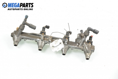 Rampă combustibil cu injectoare for Ford Mondeo Mk I 1.8 16V, 115 hp, combi, 5 uși, 1993