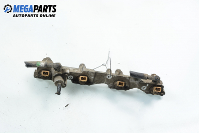 Rampă combustibil cu injectoare for Ford Mondeo Mk I 1.8 16V, 115 hp, combi, 5 uși, 1994