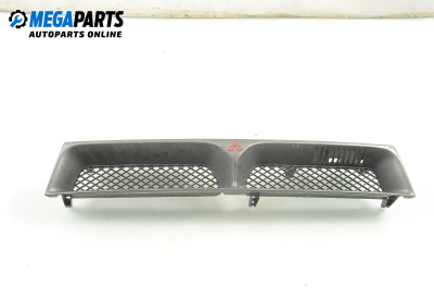 Grill for Mitsubishi Galant VIII 2.0, 136 hp, station wagon, 5 doors, 1997, position: front