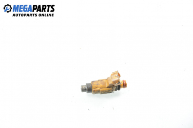 Gasoline fuel injector for Mitsubishi Galant VIII 2.0, 136 hp, station wagon, 5 doors, 1997