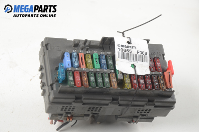 Fuse box for Peugeot 306 2.0 HDI, 90 hp, station wagon, 5 doors, 1999
